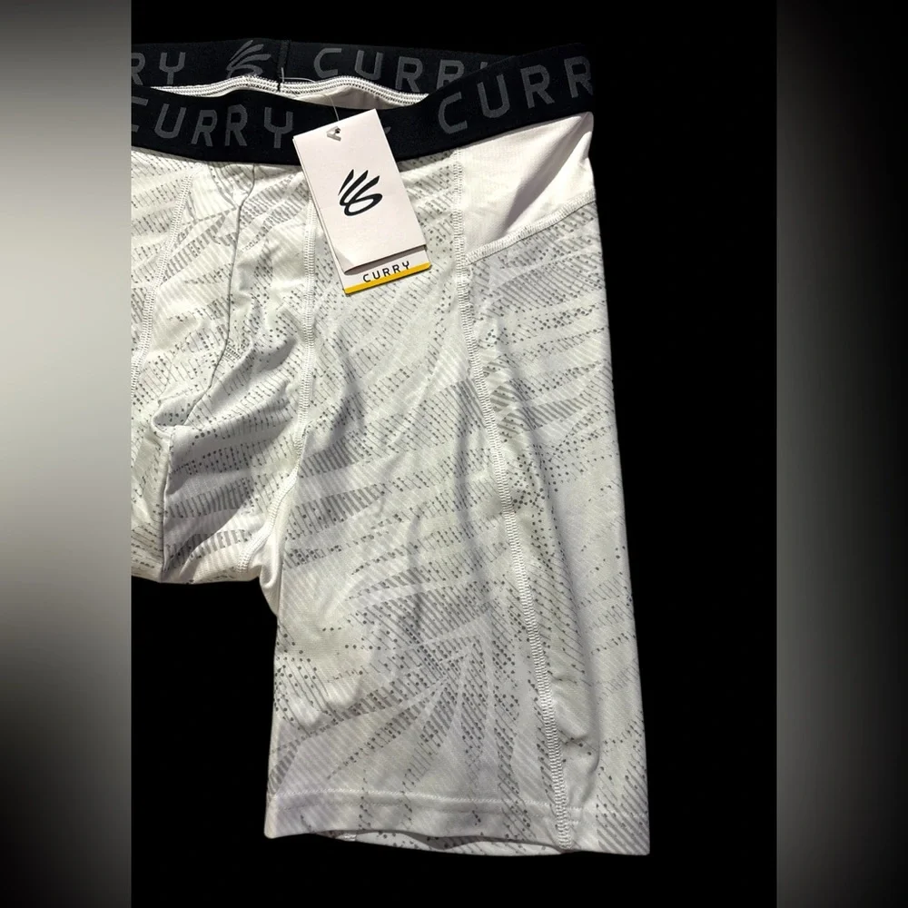 Under Armour Men’s Curry HeatGear Printed Compression Shorts 1379829-101 Size XL